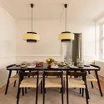 Big 4 Bedroom With Bathtub By Cph Hall Square