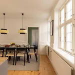 Apartamento Big 4 Bedroom With Bathtub By Cph Hall Square *