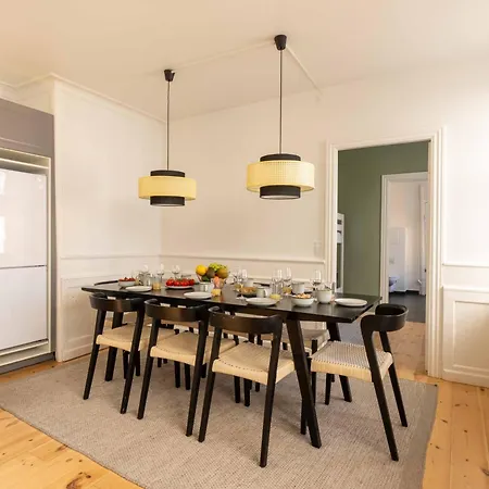 Apartamento Big 4 Bedroom With Bathtub By Cph Hall Square *