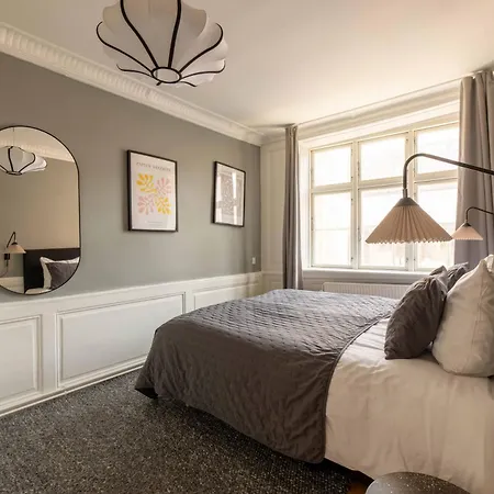 Big 4 Bedroom With Bathtub By Cph Hall Square アパート
