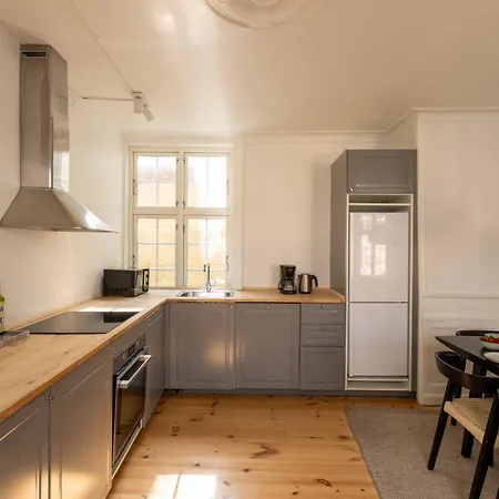 Big 4 Bedroom With Bathtub By Cph Hall Square Copenhagen
