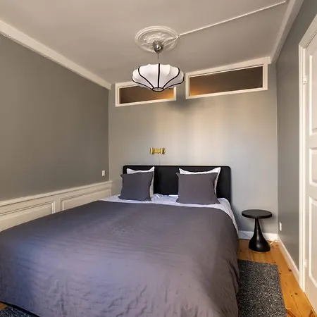 Apartment Big 4 Bedroom With Bathtub By Cph Hall Square *